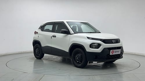 Used 2024 Tata Punch Pure MT Petrol Manual exterior RIGHT FRONT CORNER VIEW