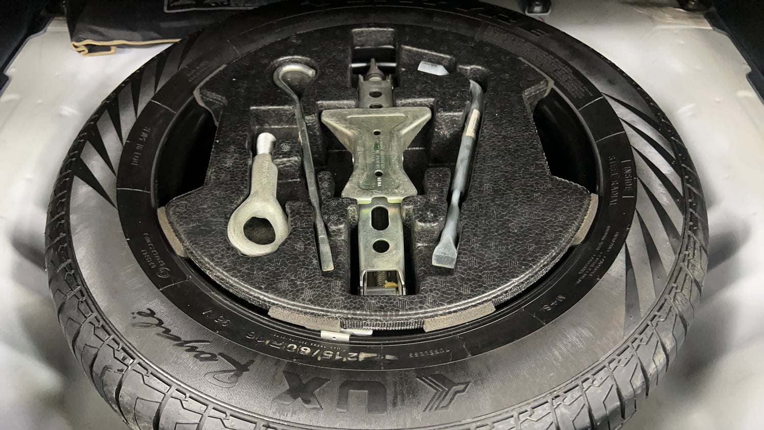 Used 2021 Maruti Suzuki S-Cross Alpha Petrol Manual tyres SPARE TYRE VIEW