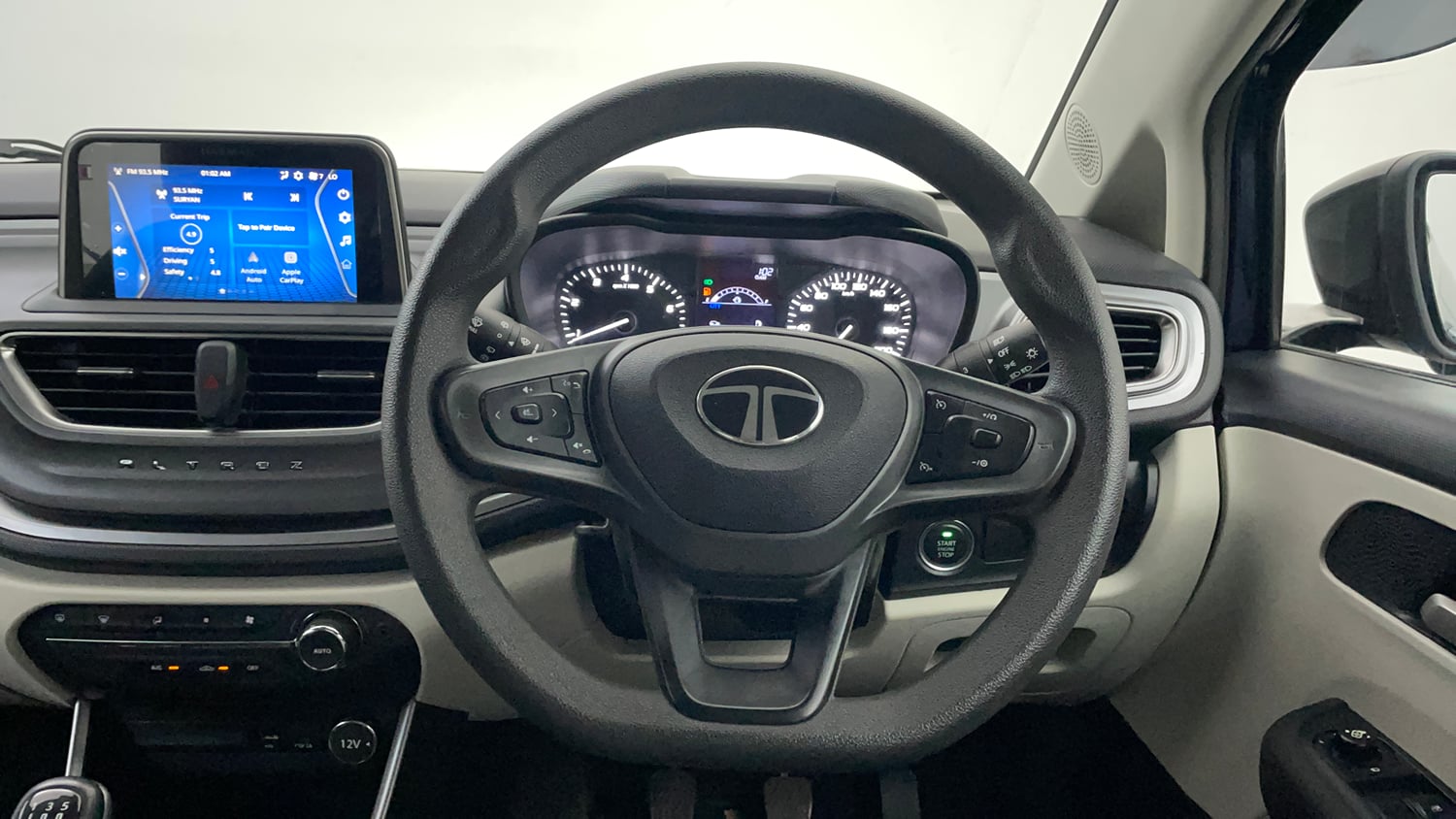 Used 2025 Tata Altroz XZ Petrol Petrol Manual interior STEERING VIEW
