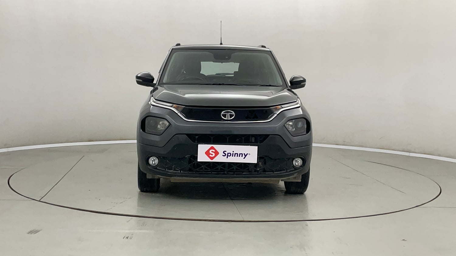 Used 2022 Tata Punch Creative Dual Tone AMT Petrol Automatic exterior FRONT VIEW