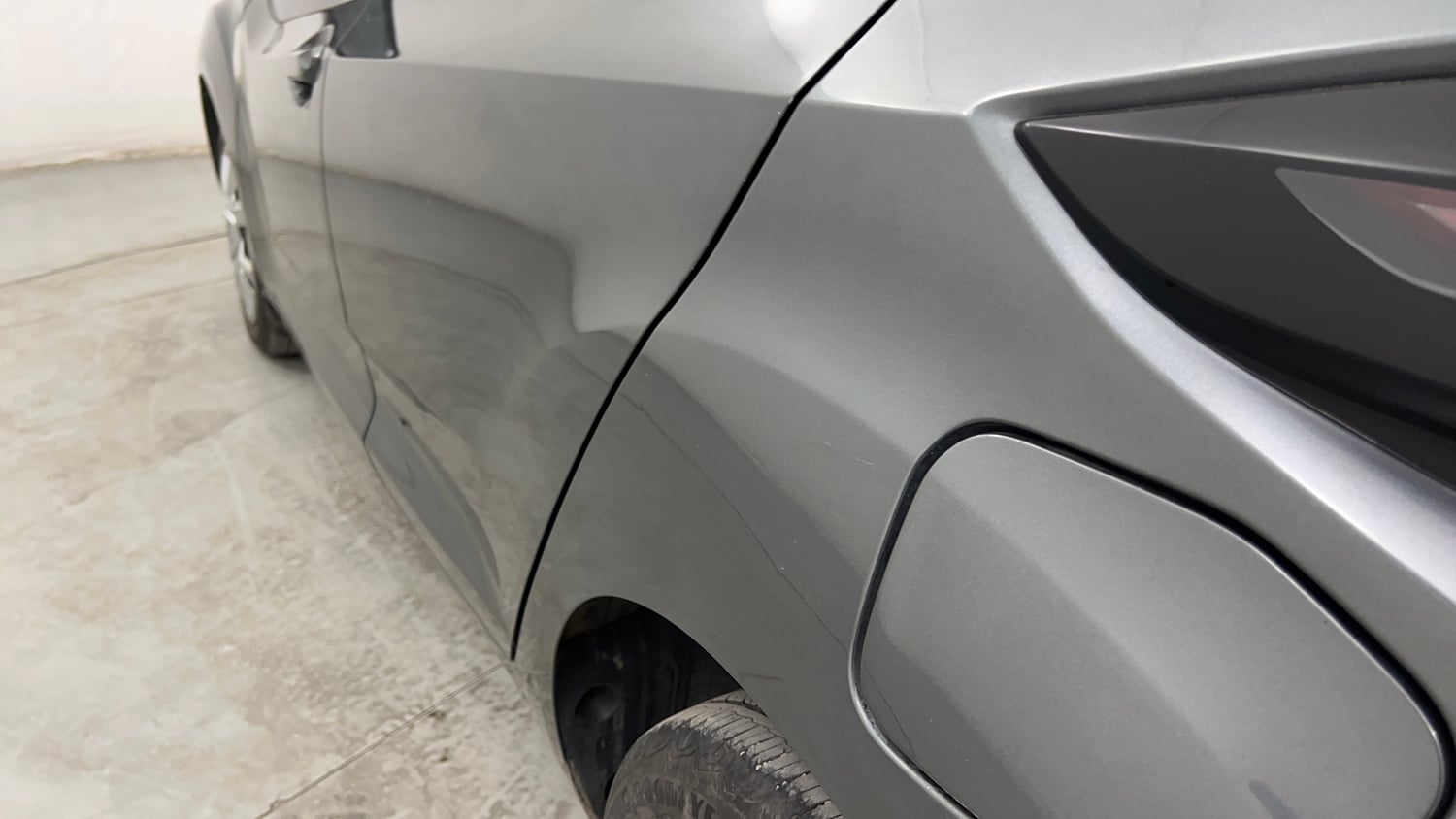 Used 2022 Tata Altroz XTA Petrol Petrol Automatic dents MINOR SCRATCH