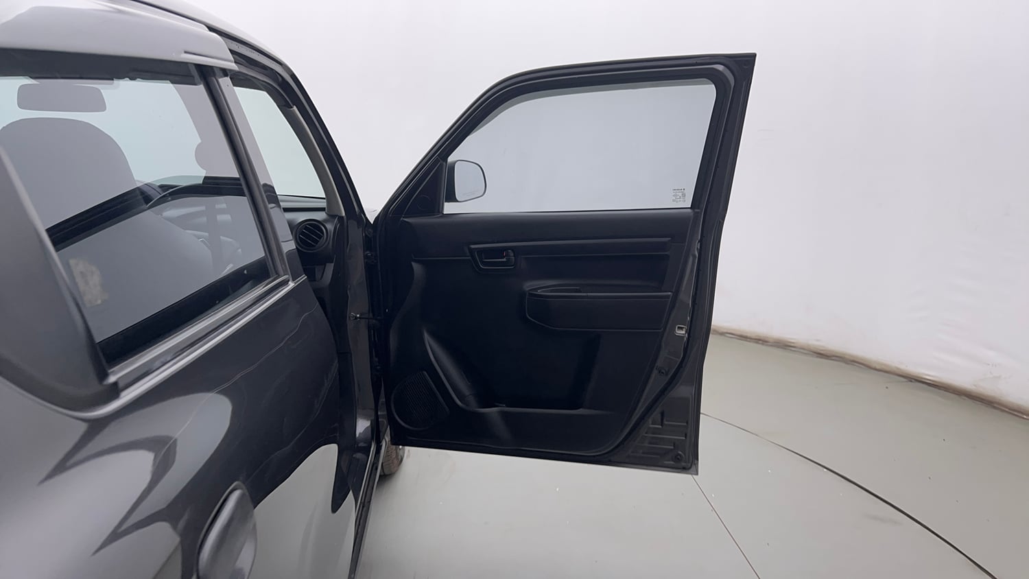 Used 2022 Maruti Suzuki S-Presso VXi (O) Petrol Manual interior RIGHT FRONT DOOR OPEN VIEW