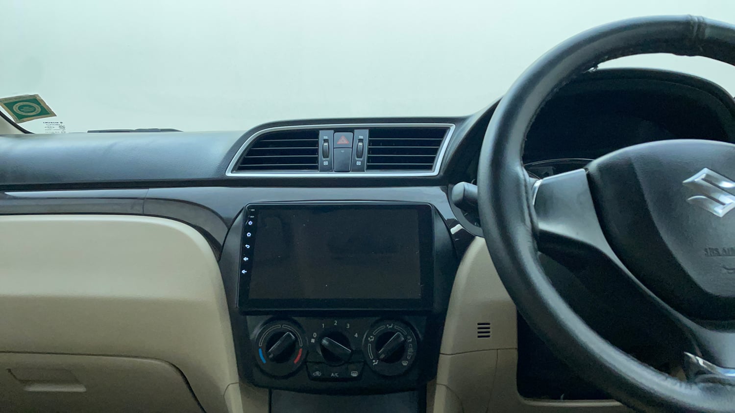 Used 2017 Maruti Suzuki Ciaz VXi Petrol Manual interior MUSIC SYSTEM & AC CONTROL VIEW