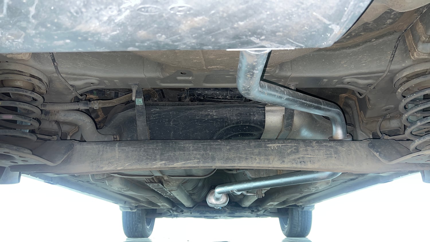 Used 2018 Hyundai Creta SX 1.6 AT Petrol Petrol Automatic extra REAR UNDERBODY VIEW (TAKEN FROM REAR)