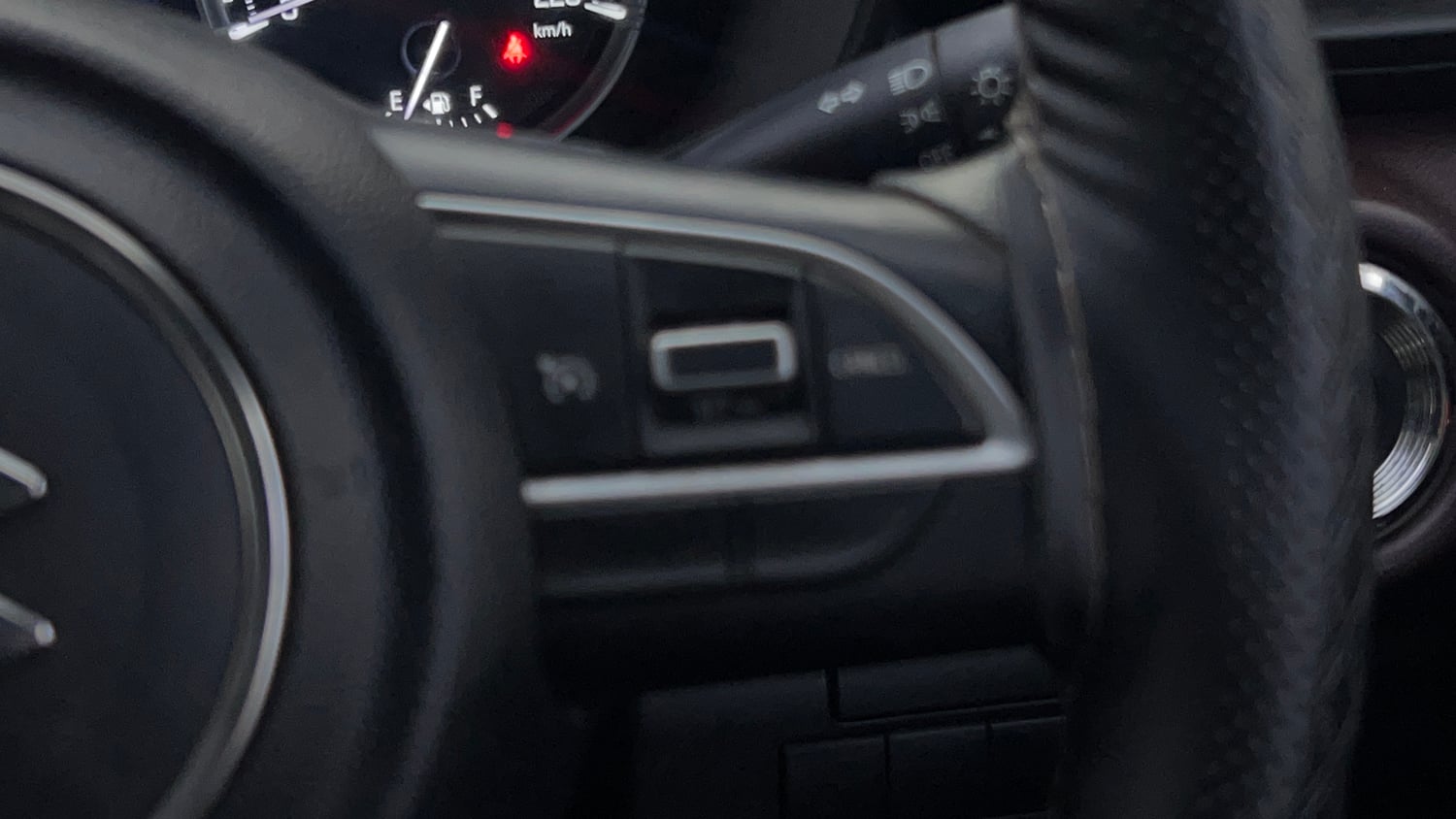 Used 2024 Maruti Suzuki Grand Vitara Delta Smart Hybrid Petrol Manual top_features Cruise control