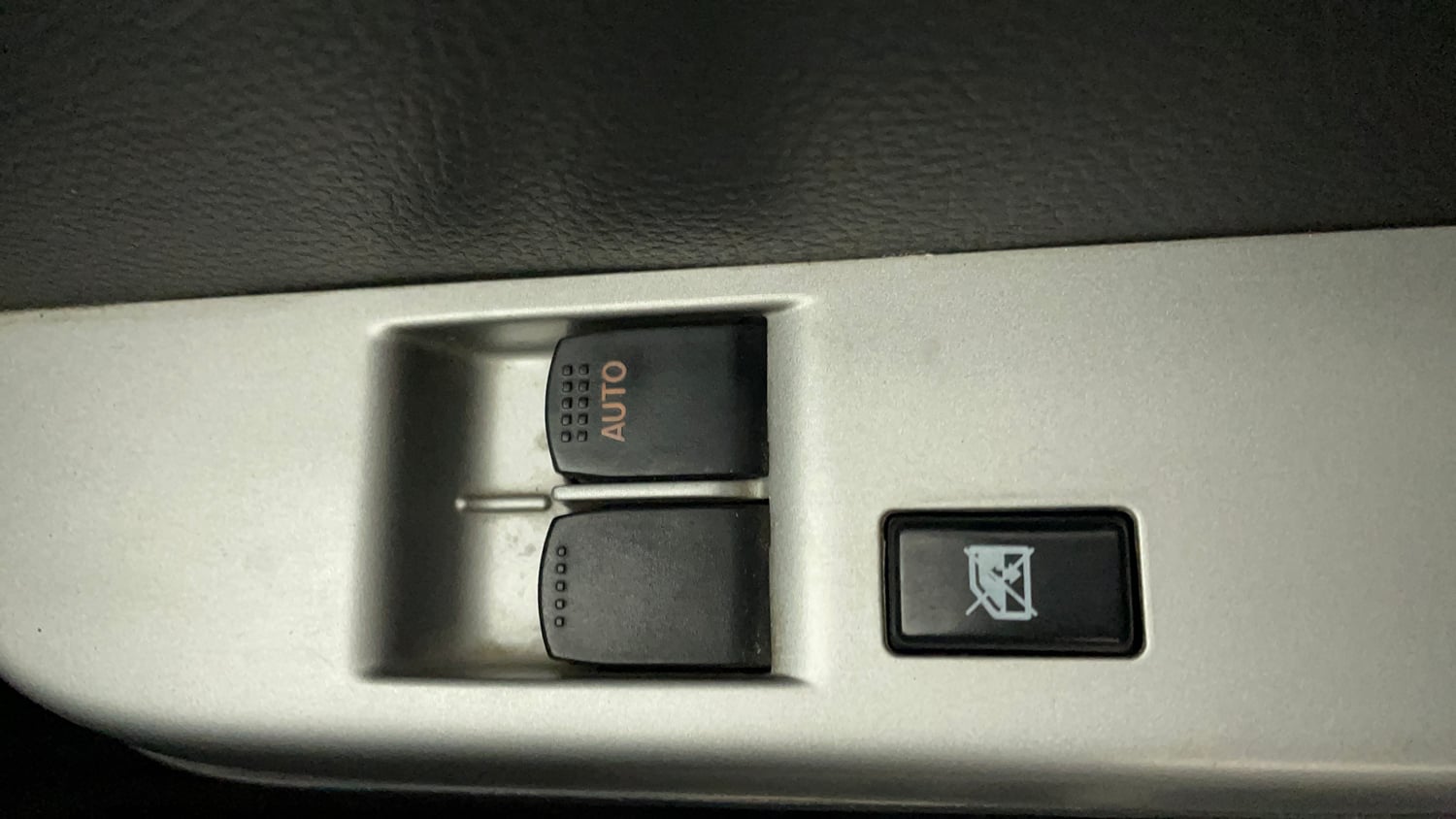Used 2012 Maruti Suzuki Wagon R LXi Petrol Manual top_features Power windows