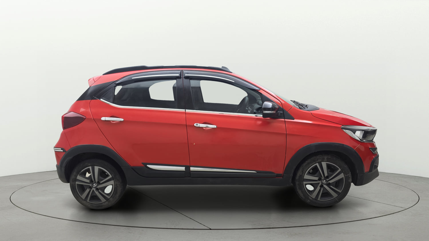 Used 2021 Tata Tiago NRG XZ MT Petrol Manual exterior RIGHT SIDE VIEW