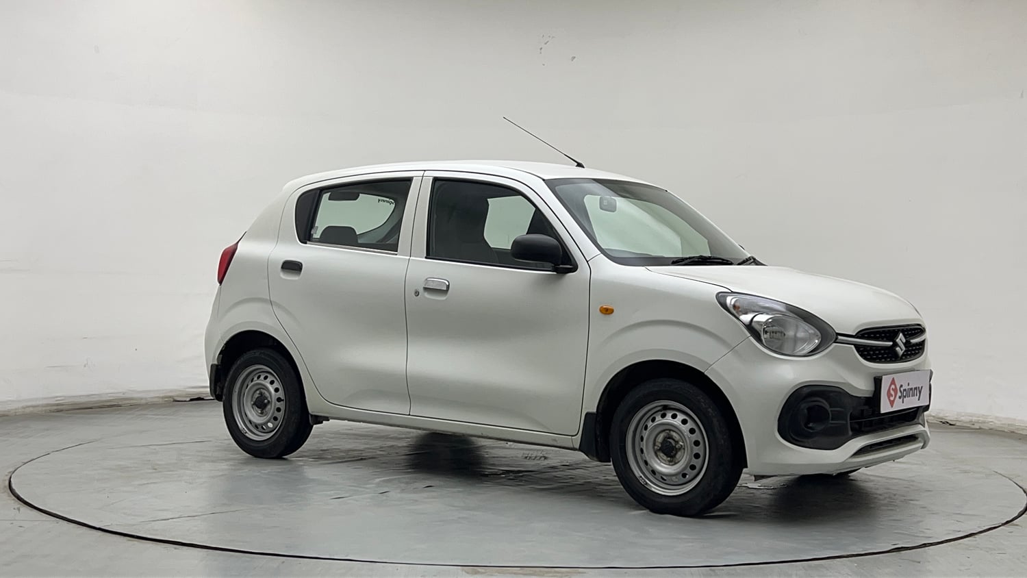 Used 2023 Maruti Suzuki Celerio LXi Petrol Manual exterior RIGHT FRONT CORNER VIEW