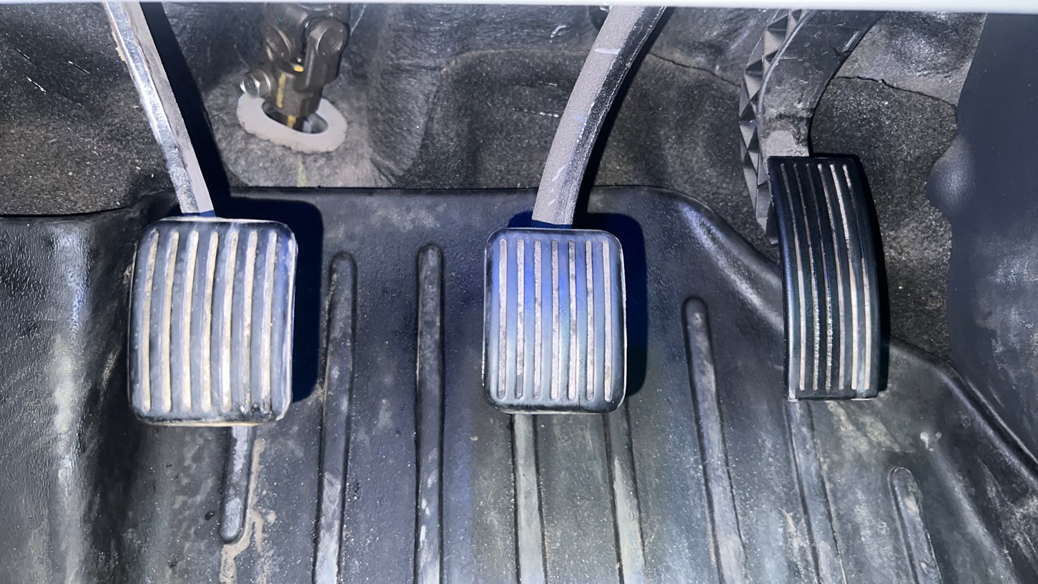 Used 2024 Hyundai Grand i10 Nios Magna 1.2 Kappa Petrol+CNG (Outside Fitted) Cng Manual interior PEDALS VIEW