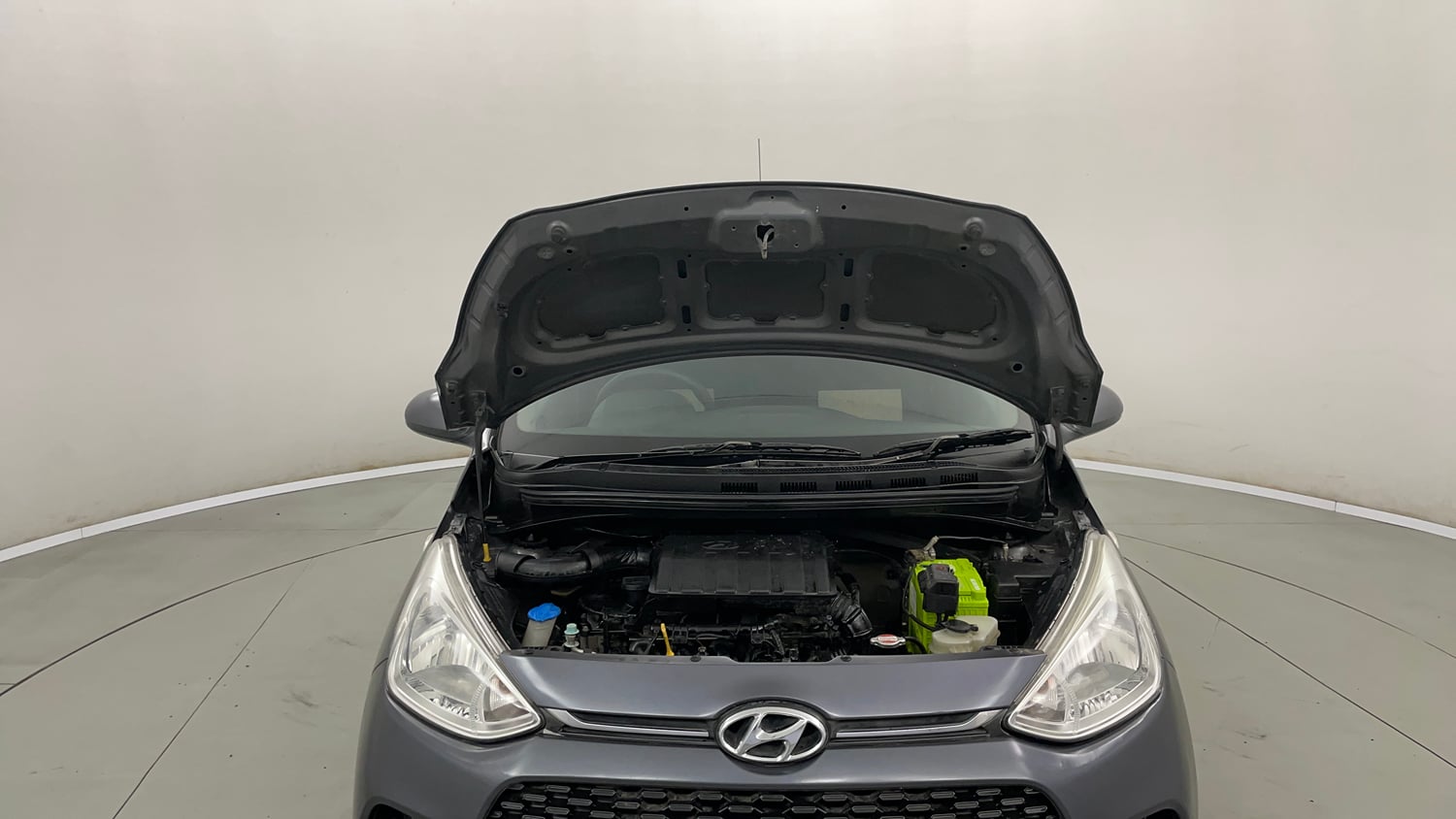 Used 2018 Hyundai Grand i10 Magna 1.2 Kappa VTVT Petrol Manual engine ENGINE & BONNET OPEN FRONT VIEW