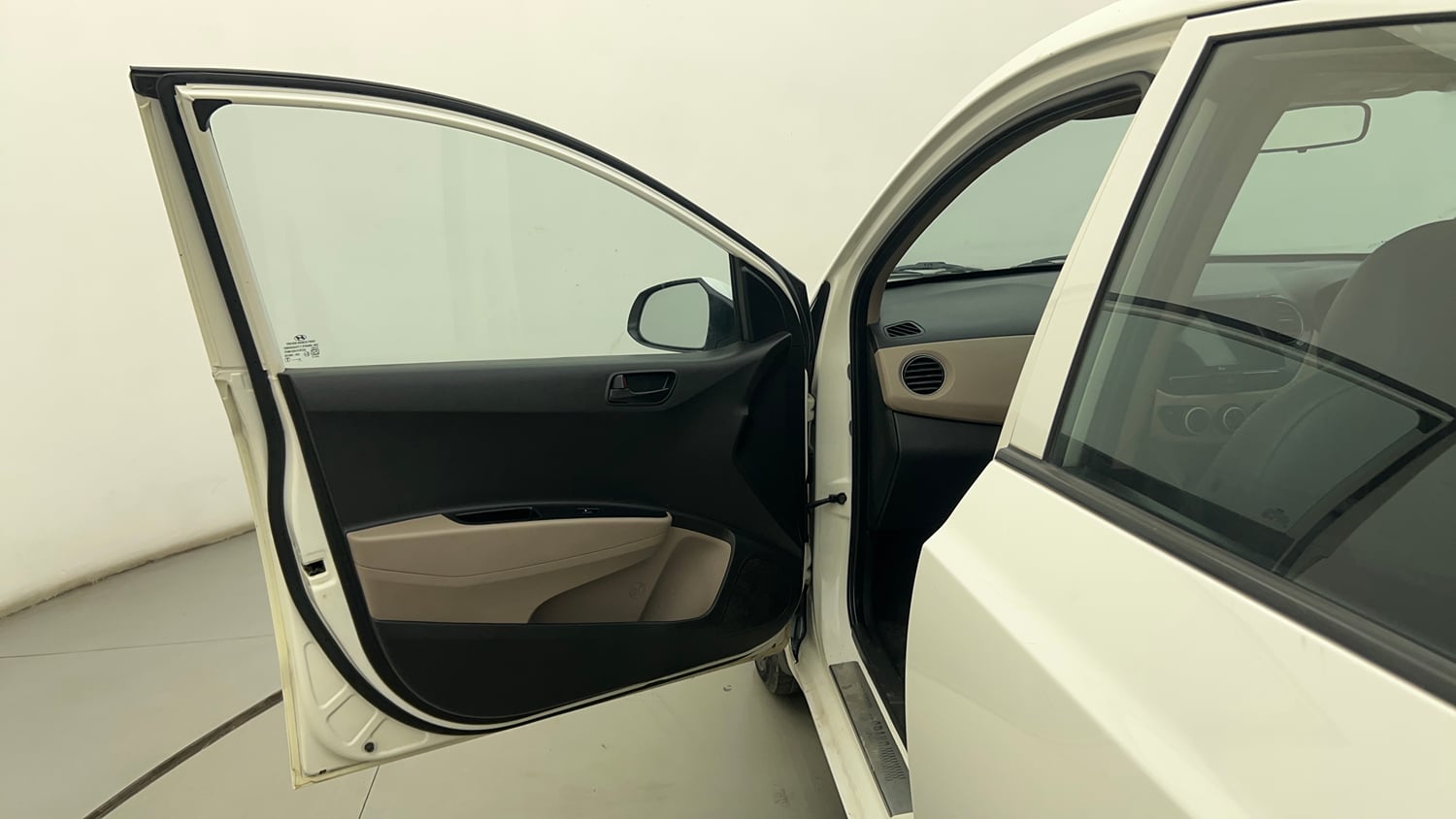 Used 2015 Hyundai Grand i10 Magna 1.2 Kappa VTVT Petrol Manual interior LEFT FRONT DOOR OPEN VIEW