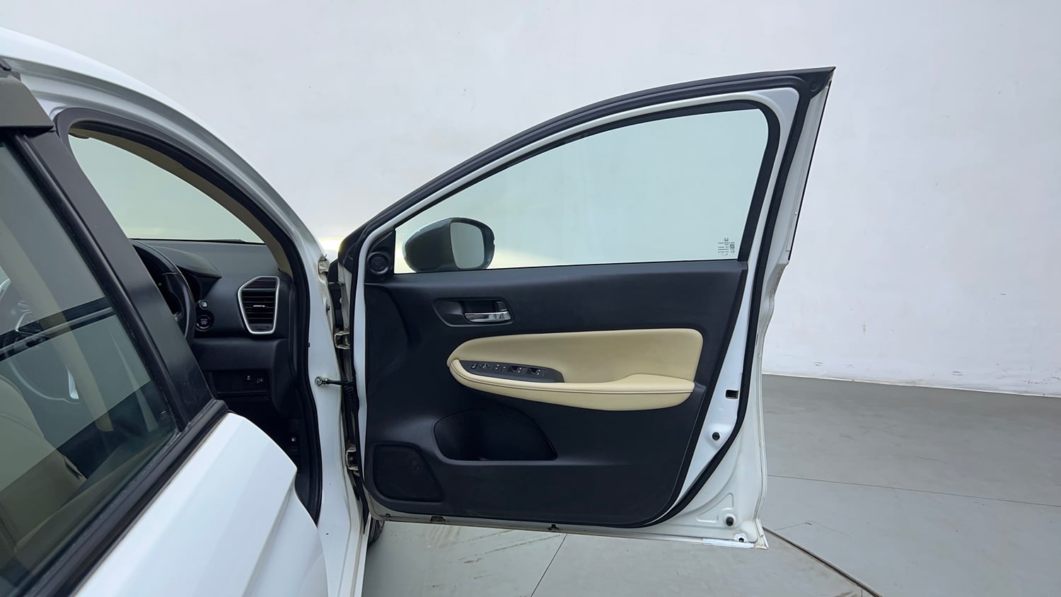 Used 2021 Honda City ZX CVT Petrol Petrol Automatic interior RIGHT FRONT DOOR OPEN VIEW