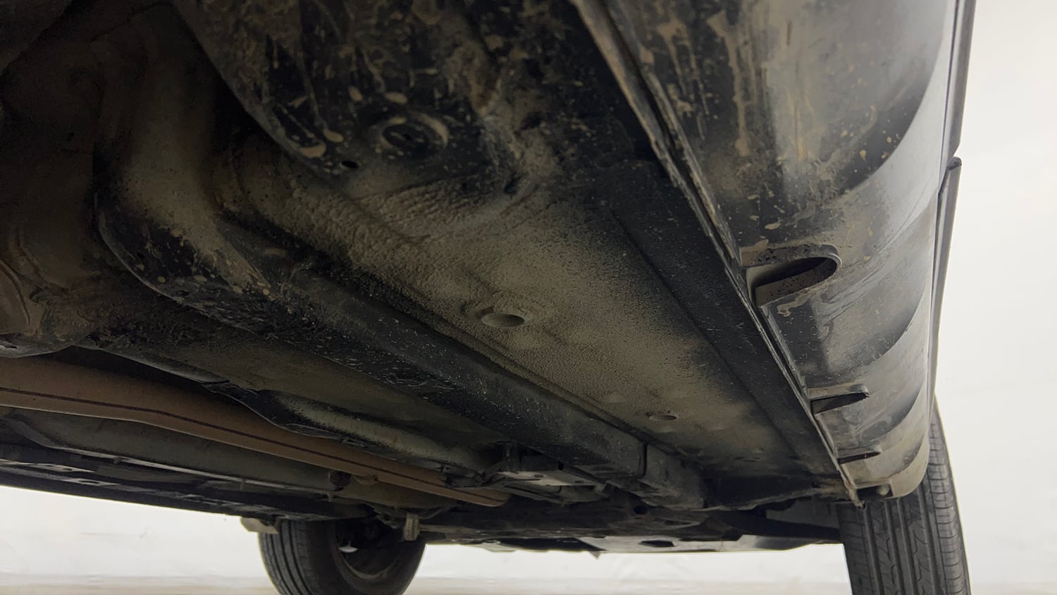 Used 2021 Hyundai Venue SX 1.5 CRDi Diesel Manual extra REAR RIGHT UNDERBODY VIEW