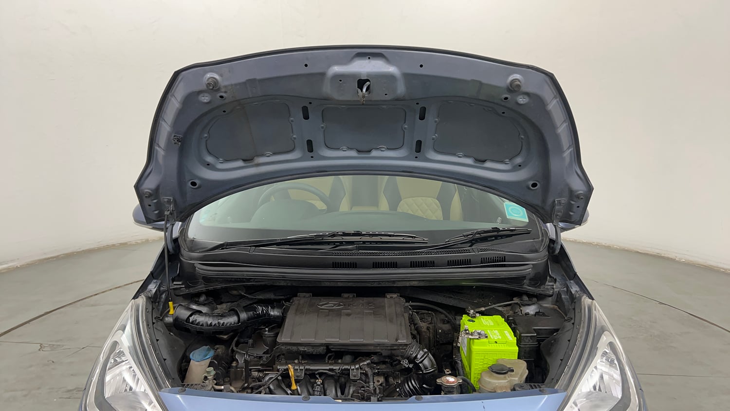 Used 2015 Hyundai Xcent SX 1.2 Petrol Manual engine ENGINE & BONNET OPEN FRONT VIEW