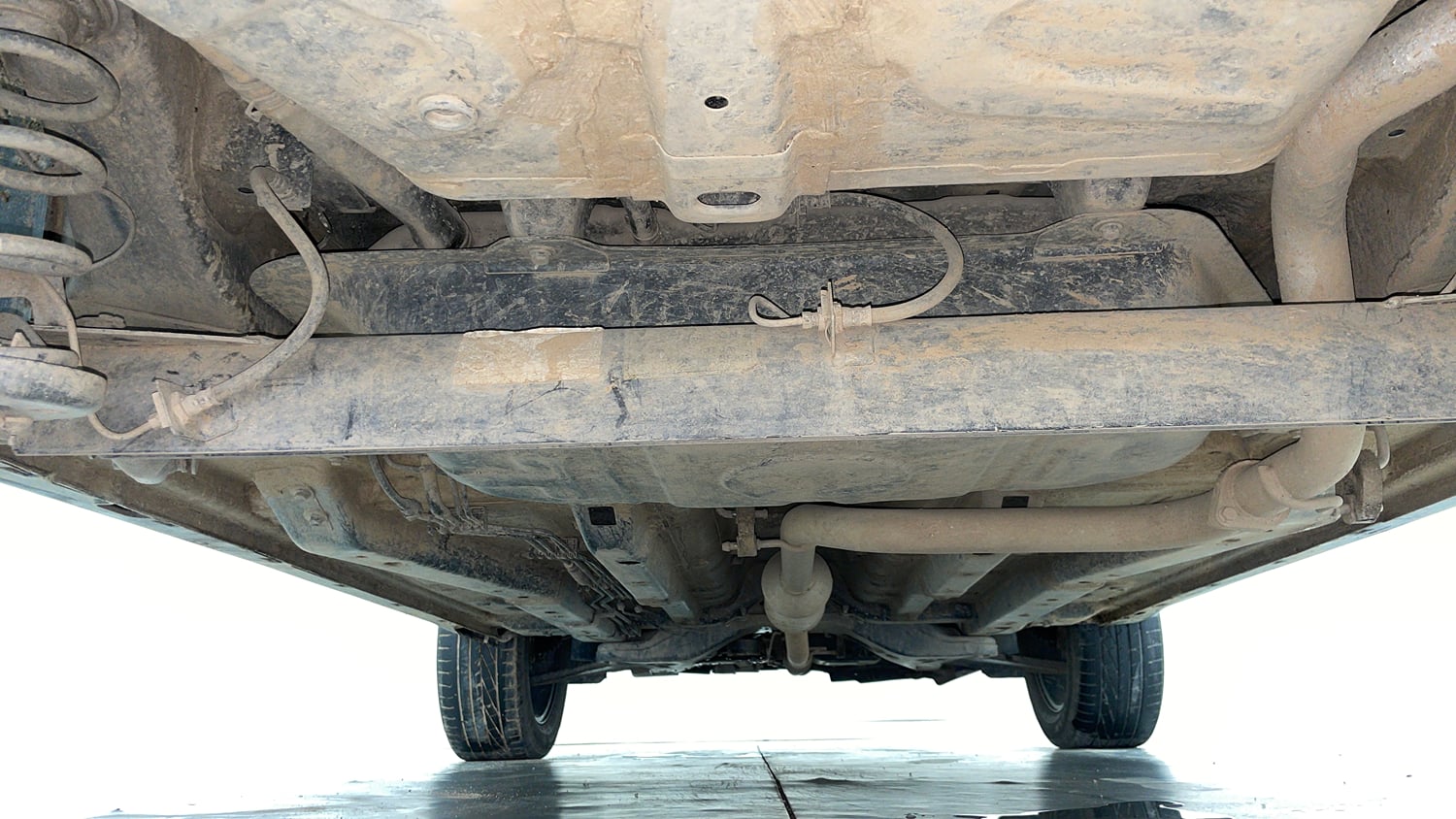 Used 2021 Tata Nexon XZ Plus Petrol Manual extra REAR UNDERBODY VIEW (TAKEN FROM REAR)