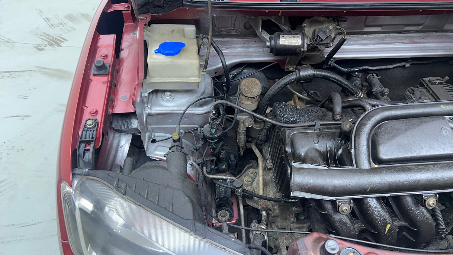 Used 2016 Renault Kwid RXT Petrol Manual engine ENGINE RIGHT SIDE VIEW