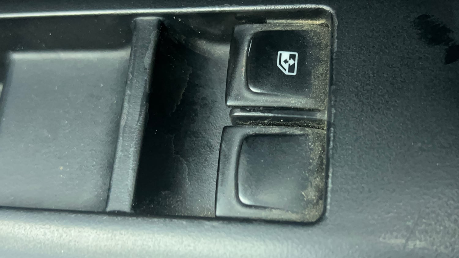 Used 2022 Tata Punch Pure MT Petrol + CNG(Outside Fitted) Cng Manual top_features Power windows