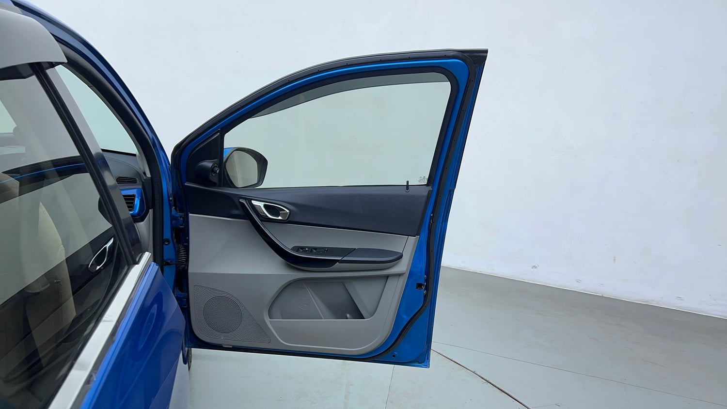 Used 2019 Tata Tiago Revotron XZA Plus Petrol Automatic interior RIGHT FRONT DOOR OPEN VIEW