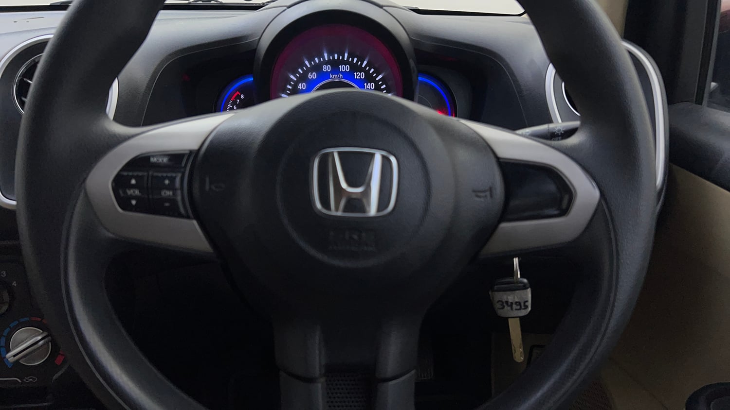 Used 2014 Honda Mobilio V Petrol Petrol Manual top_features Airbags