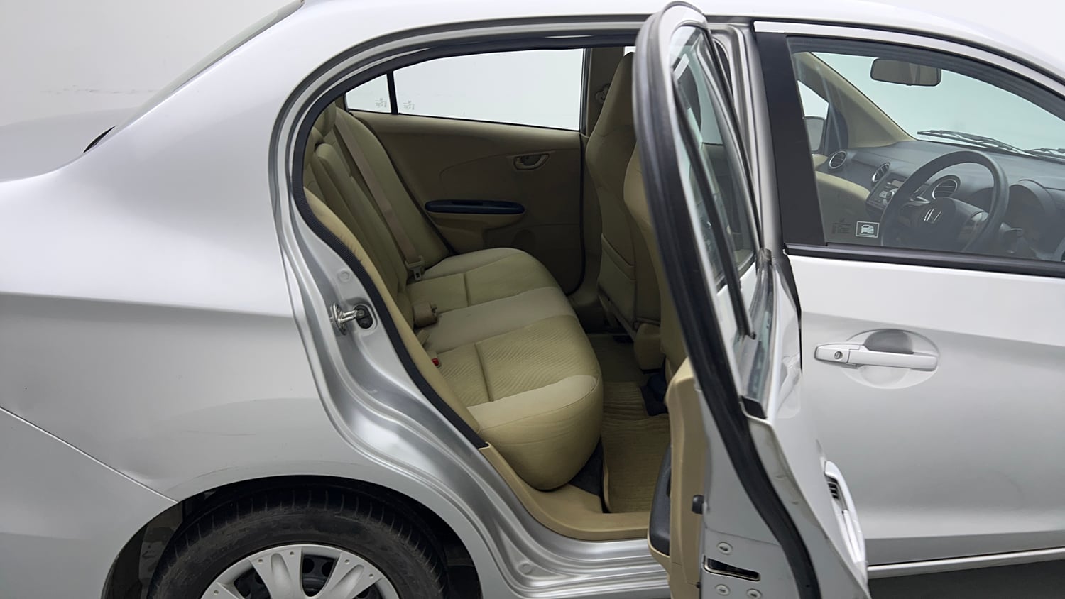 Used 2015 Honda Amaze 1.2 S i-VTEC Petrol Manual interior RIGHT SIDE REAR DOOR CABIN VIEW