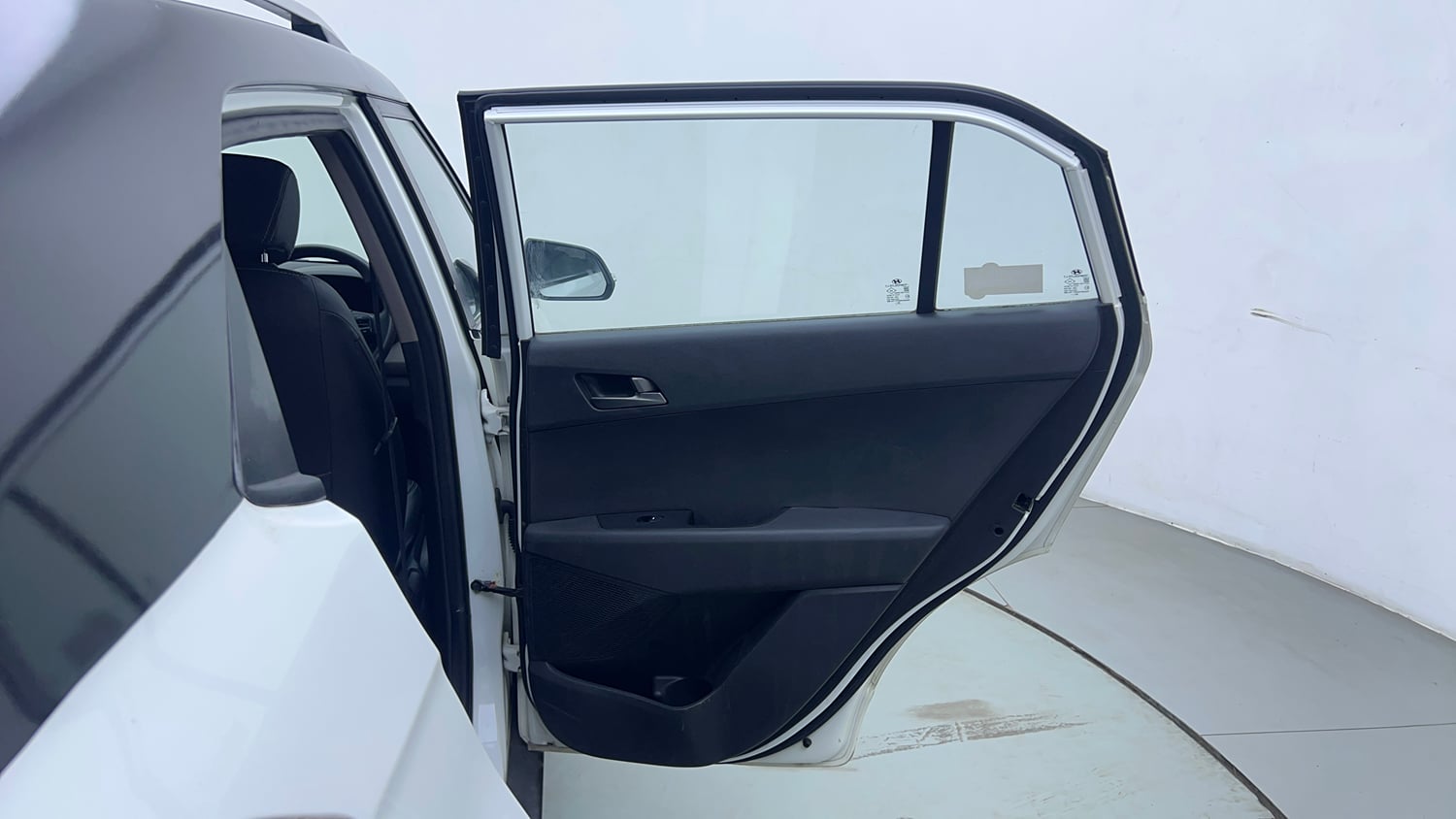 Used 2016 Hyundai Creta 1.6 SX Plus Petrol Petrol Manual interior RIGHT REAR DOOR OPEN VIEW