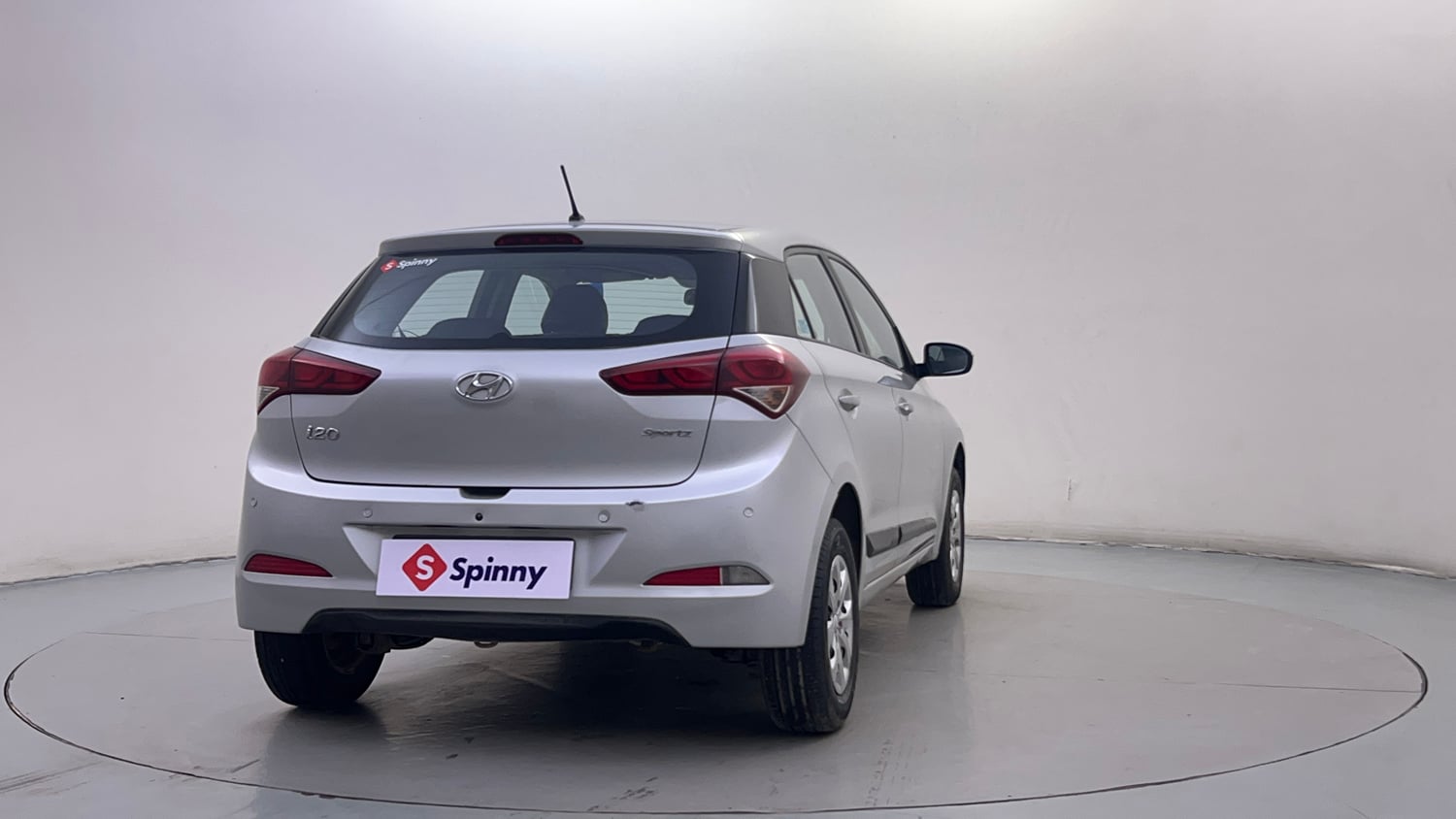 Used 2017 Hyundai Elite i20 Sportz 1.2 Petrol Manual exterior RIGHT REAR CORNER VIEW