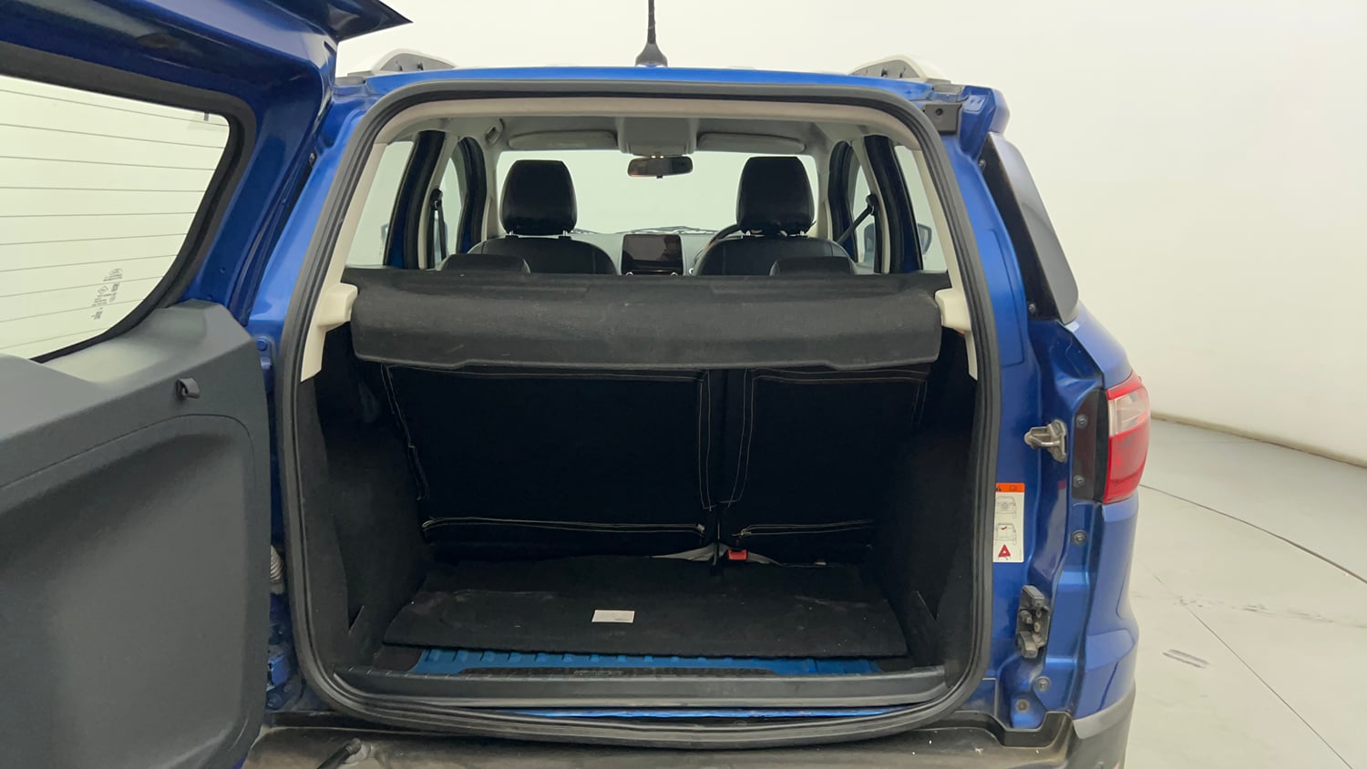 Used 2017 Ford EcoSport Titanium 1.5L TDCi Diesel Manual interior DICKY INSIDE VIEW