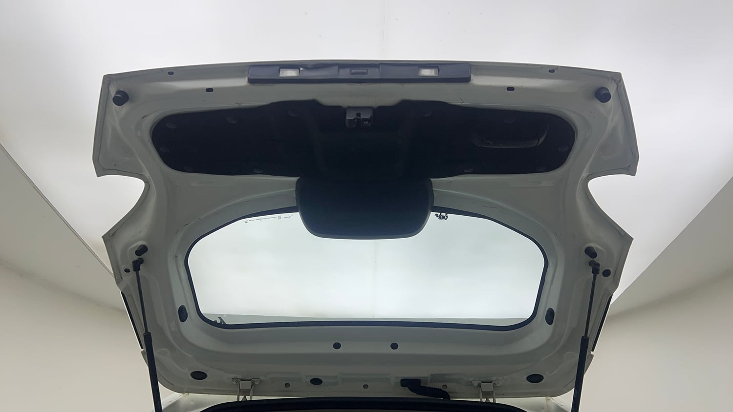 Used 2022 Tata Punch Pure MT Petrol + CNG(Outside Fitted) Cng Manual interior DICKY DOOR OPEN VIEW