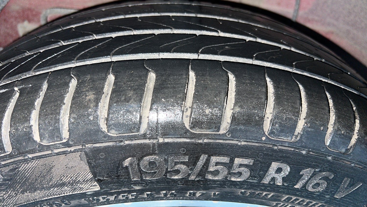 Used 2016 Hyundai i20 Active 1.2 S Petrol Manual tyres RIGHT REAR TYRE TREAD VIEW
