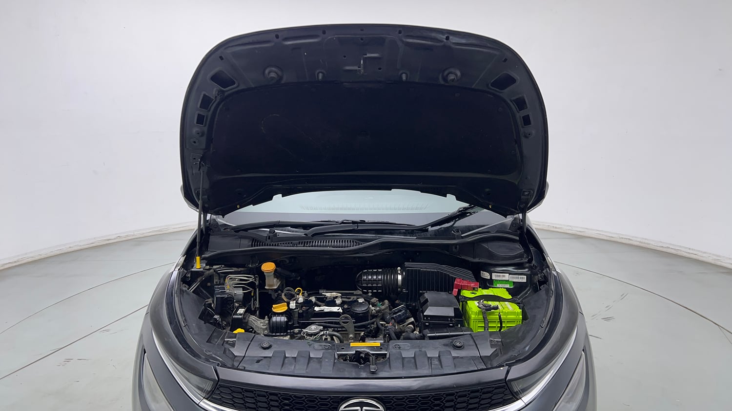 Used 2021 Tata Altroz XZ Petrol Petrol Manual engine ENGINE & BONNET OPEN FRONT VIEW