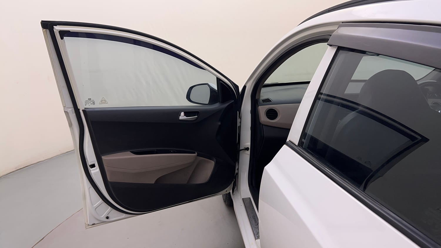 Used 2014 Hyundai Grand i10 Sportz 1.2 Kappa VTVT Petrol Manual interior LEFT FRONT DOOR OPEN VIEW
