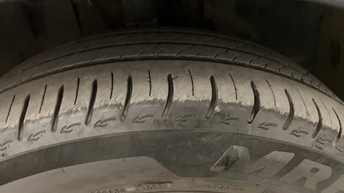 Used 2023 Tata Altroz XZ Petrol Petrol Manual tyres RIGHT FRONT TYRE TREAD VIEW