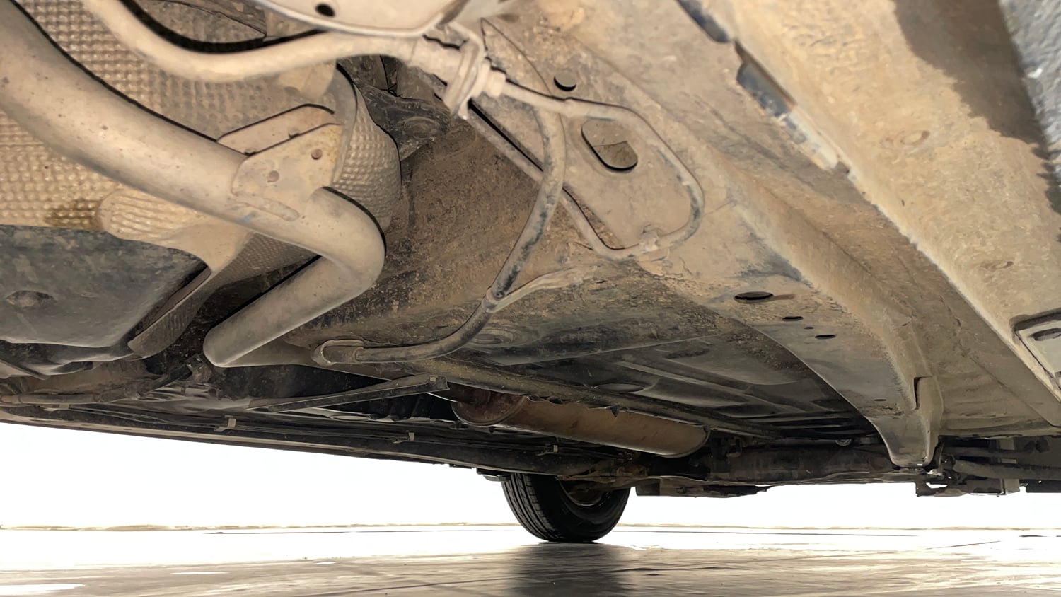 Used 2018 Maruti Suzuki Dzire VXi Petrol Manual extra REAR RIGHT UNDERBODY VIEW