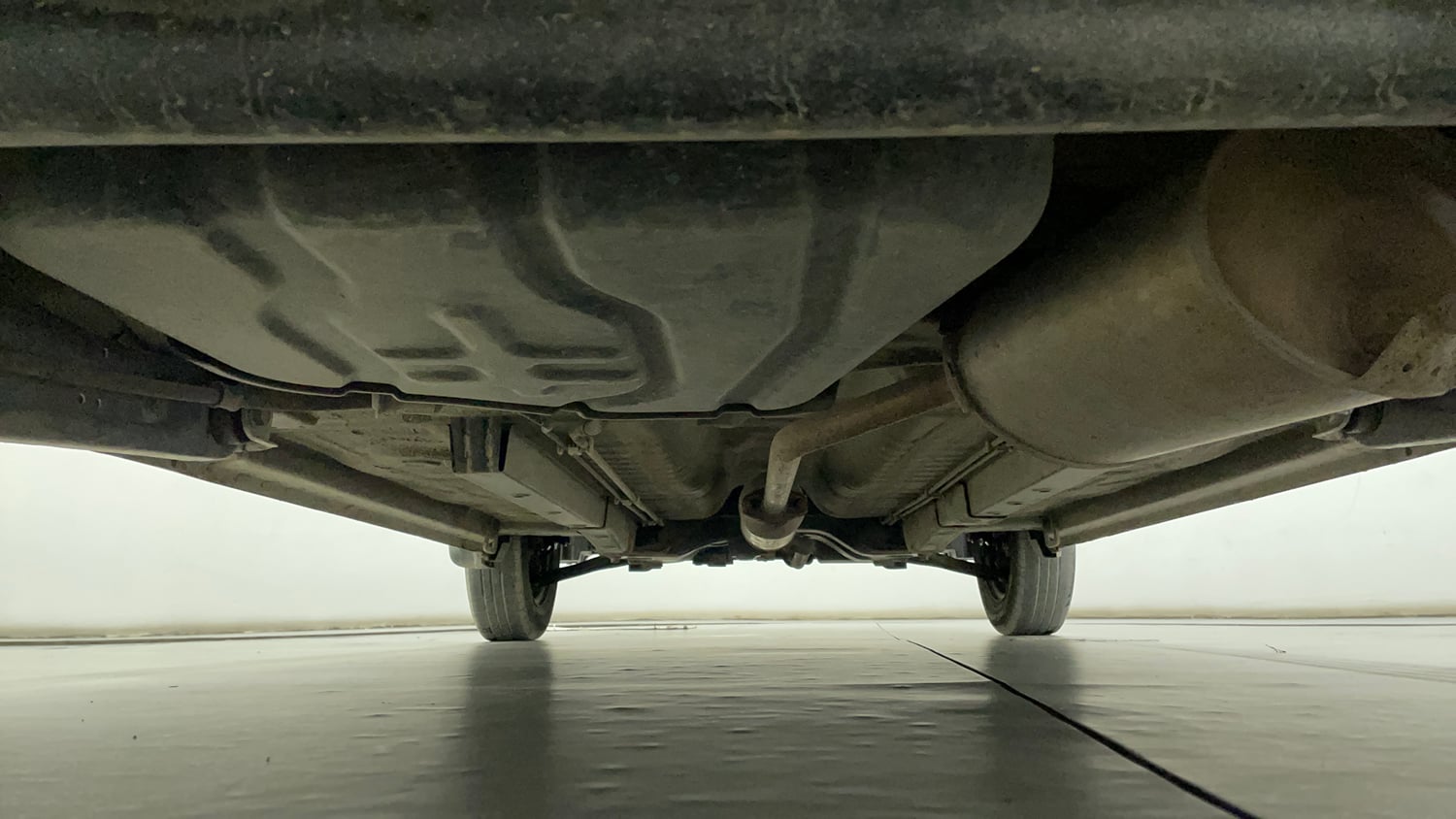 Used 2012 Maruti Suzuki Wagon R LXi Petrol Manual extra REAR UNDERBODY VIEW (TAKEN FROM REAR)