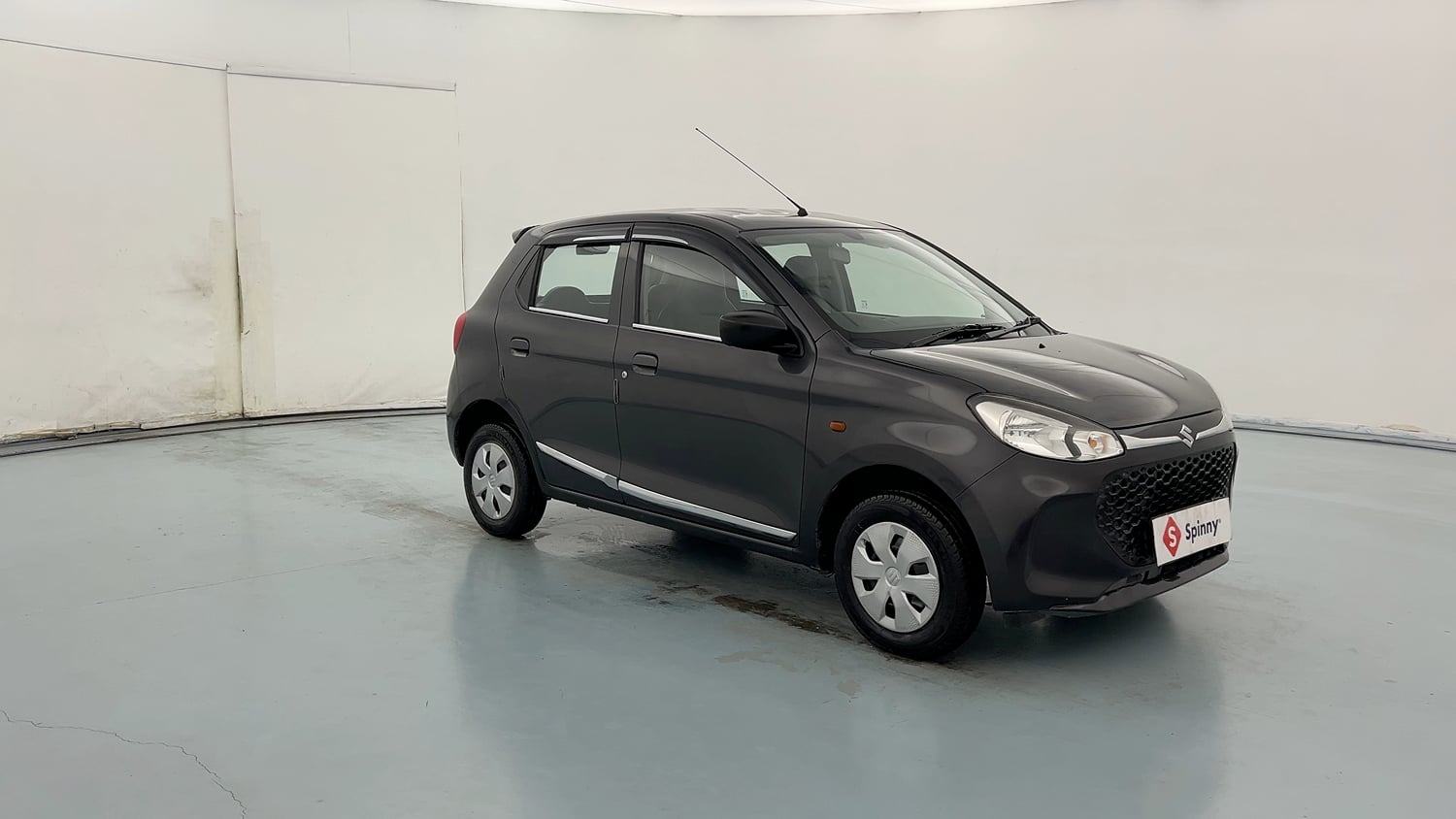 Used 2023 Maruti Suzuki Alto K10 VXi Plus Petrol Manual exterior RIGHT FRONT CORNER VIEW