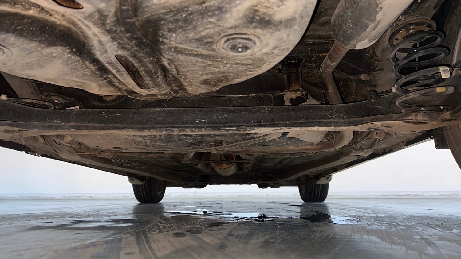 Used 2020 Maruti Suzuki Baleno Alpha Automatic Petrol Automatic extra REAR UNDERBODY VIEW (TAKEN FROM REAR)