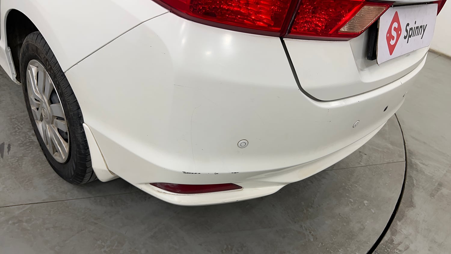 Used 2016 Honda City SV Petrol Manual dents MINOR SCRATCH