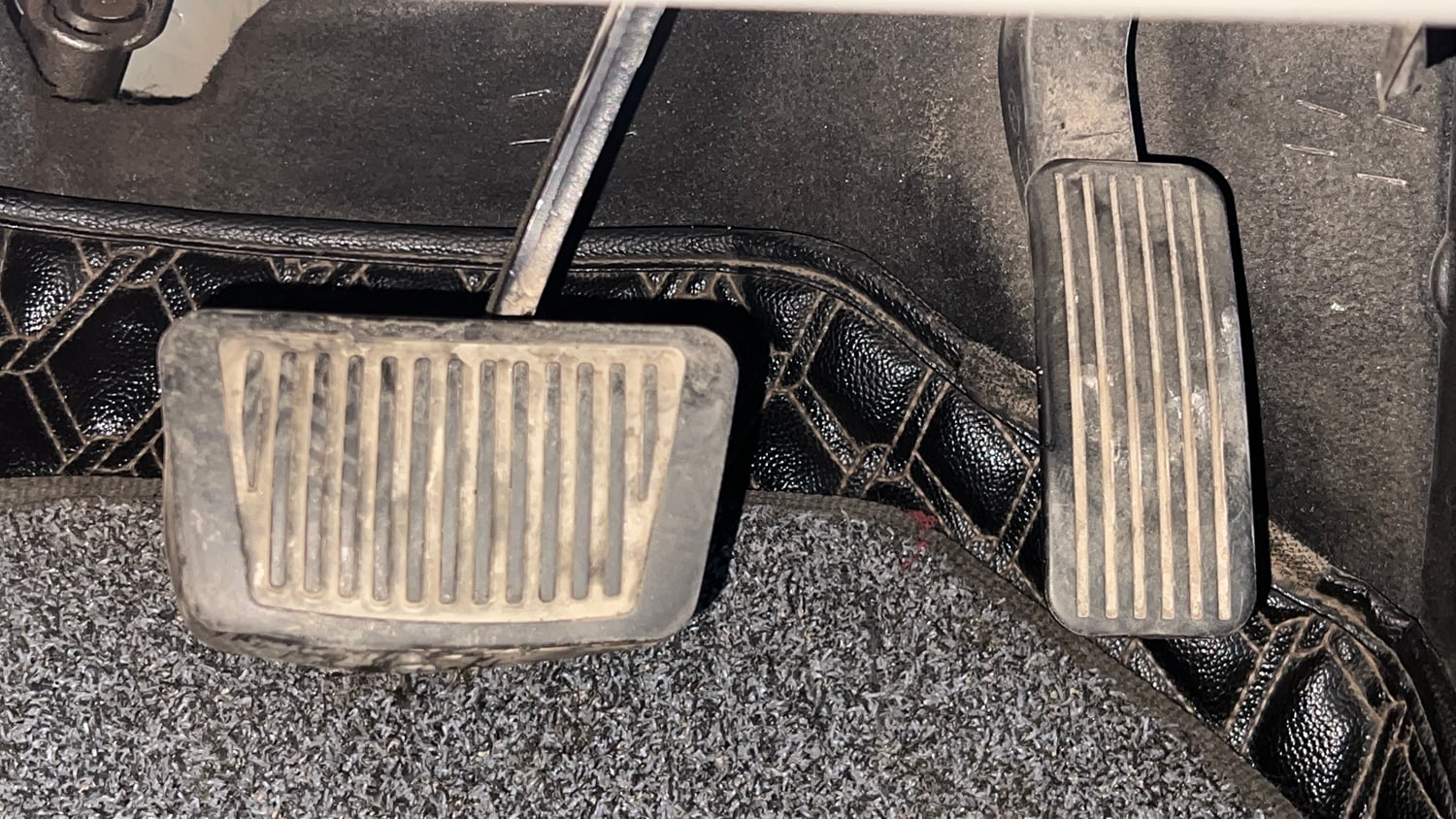 Used 2020 kia Seltos HTX IVT 1.5 Petrol Automatic interior PEDALS VIEW