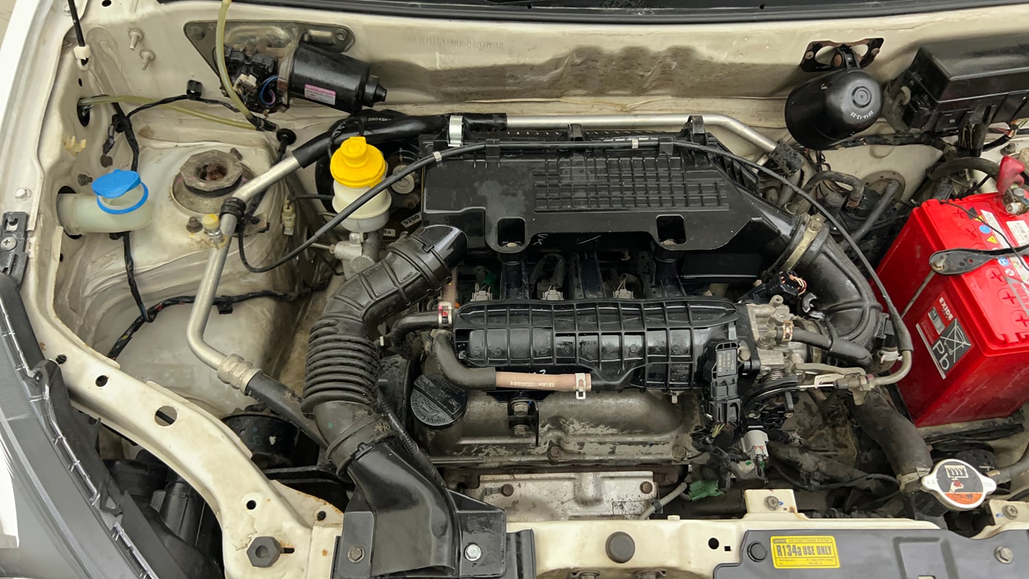 Used 2014 Maruti Suzuki Alto 800 Lxi Petrol Manual engine ENGINE RIGHT SIDE VIEW