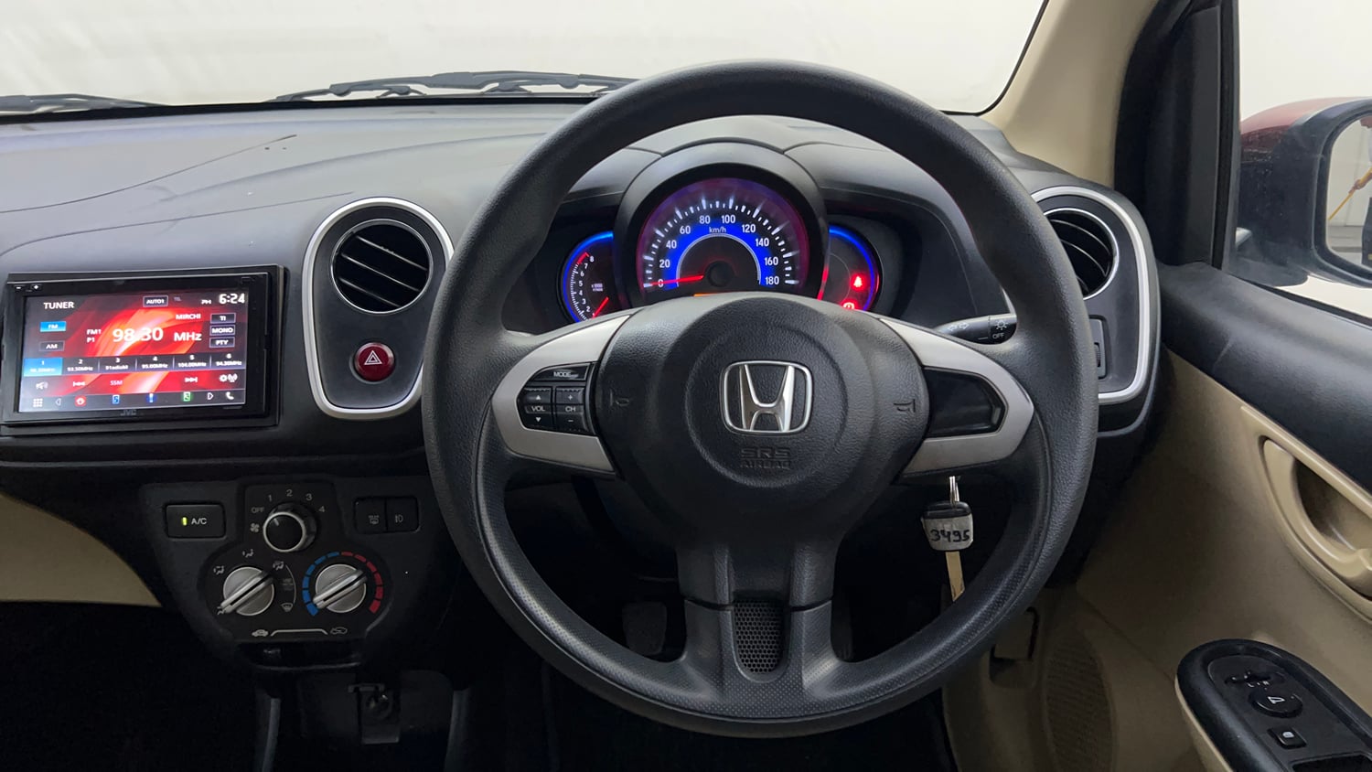 Used 2014 Honda Mobilio V Petrol Petrol Manual interior STEERING VIEW