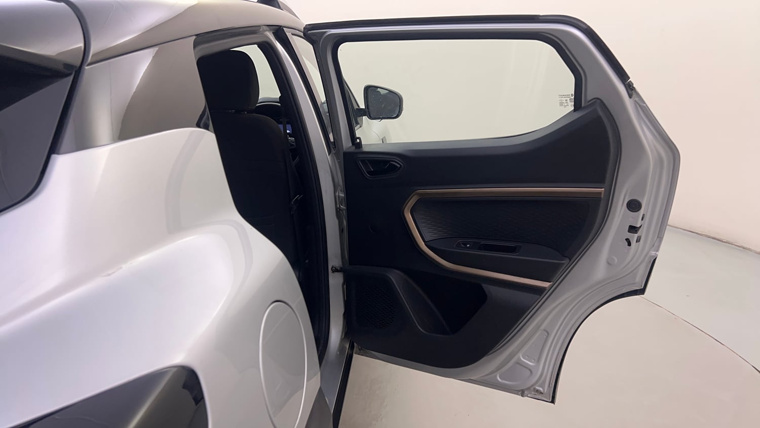 Used 2021 Renault Kiger RXT MT Dual Tone Petrol Manual interior RIGHT REAR DOOR OPEN VIEW