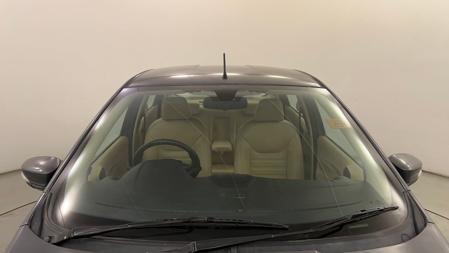 Used 2017 Ford Figo Aspire Titanium1.5 TDCi Diesel Manual exterior FRONT WINDSHIELD VIEW