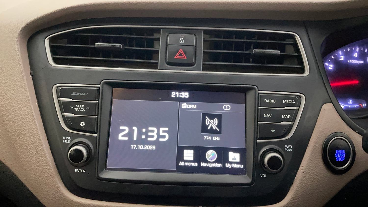 Used 2020 Hyundai Elite i20 Asta 1.2 (O) Petrol Manual top_features Integrated (in-dash) music system