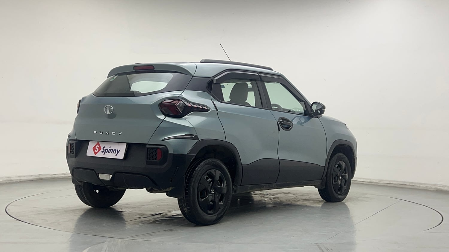 Used 2022 Tata Punch Adventure MT Petrol Manual exterior RIGHT REAR CORNER VIEW