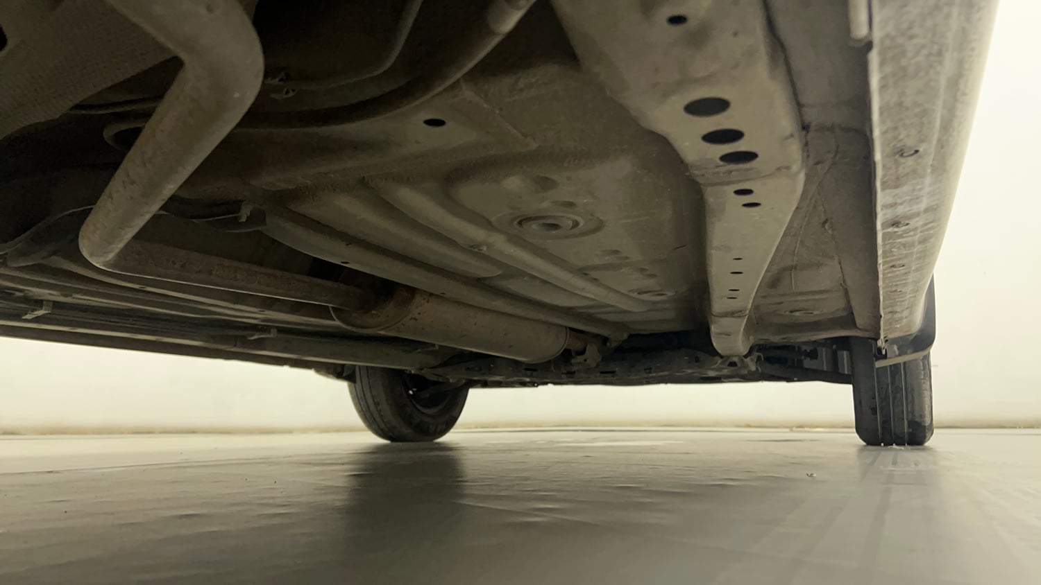 Used 2023 Maruti Suzuki Wagon R VXI 1.0 CNG Cng Manual extra REAR RIGHT UNDERBODY VIEW