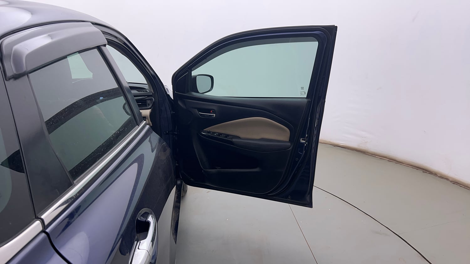 Used 2023 Toyota Glanza V AMT Petrol Automatic interior RIGHT FRONT DOOR OPEN VIEW