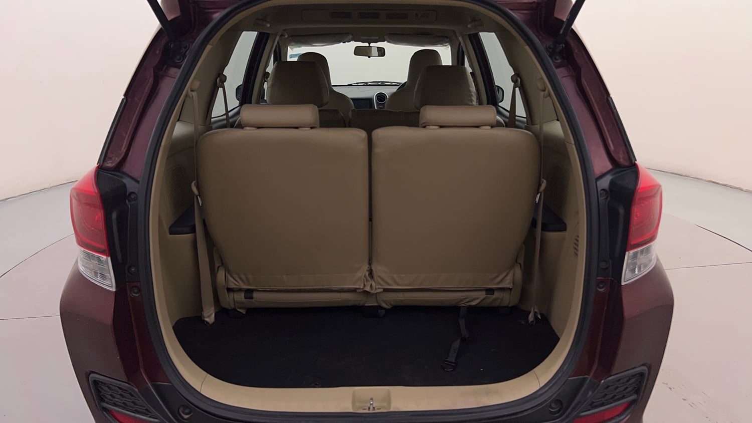 Used 2014 Honda Mobilio V Petrol Petrol Manual interior DICKY INSIDE VIEW