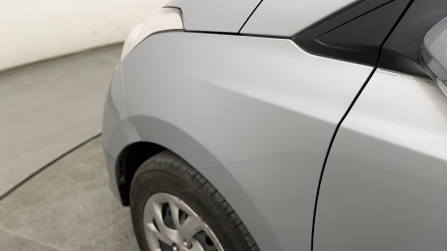 Used 2019 Hyundai Grand i10 Sportz 1.2 Kappa VTVT CNG (Outside Fitted) Cng Manual dents MINOR SCRATCH
