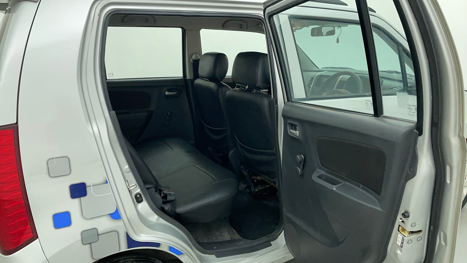 Used 2012 Maruti Suzuki Wagon R LXi Petrol Manual interior RIGHT SIDE REAR DOOR CABIN VIEW
