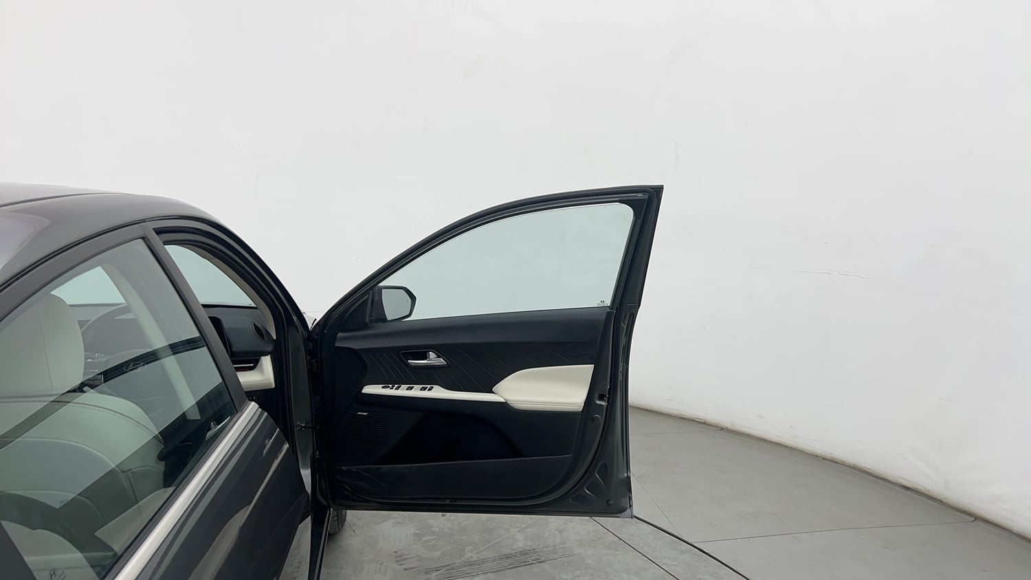 Used 2024 Hyundai Verna SX (O) 1.5 Petrol IVT Petrol Automatic interior RIGHT FRONT DOOR OPEN VIEW